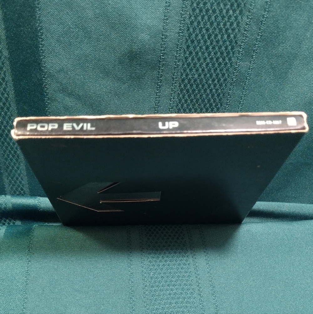 Pop Evil CD ( UP ) - Picture 6 of 6